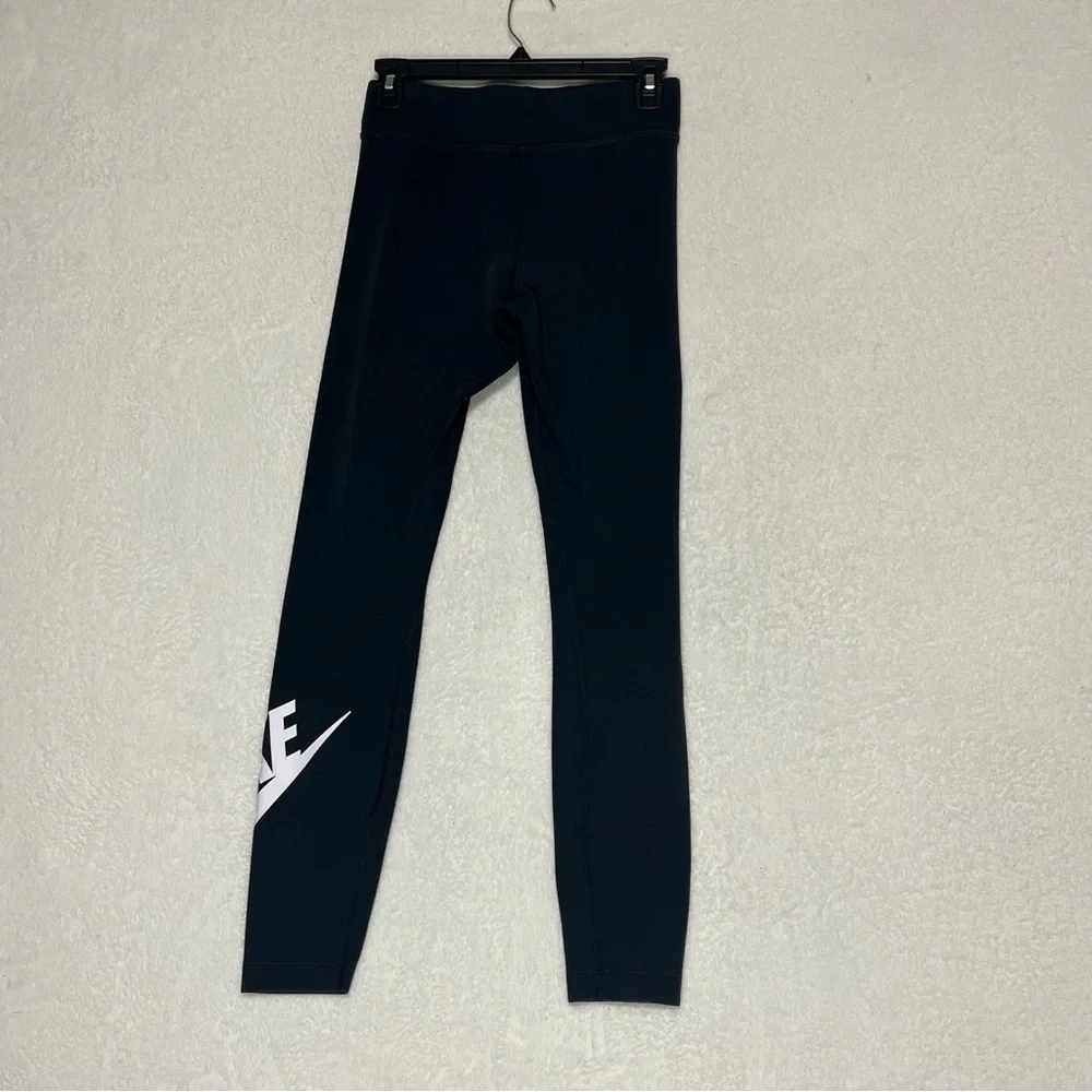 Nike Sportswear Essential High-waisted Logo Leggings Black Small